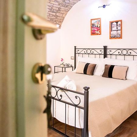La Torre Del Pozzo Guest House ボーザ エクステリア 写真